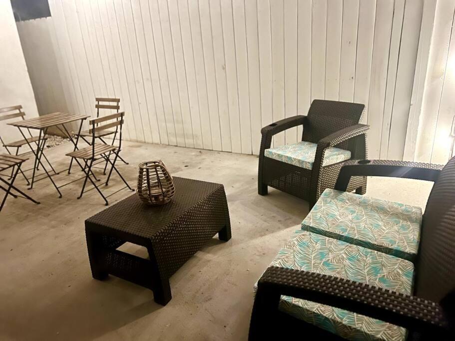 Intimate Casita Mia Minutes Away From Airport, Calle 8, Brickell, Coral Gables, The Beach And More! Miami Dış mekan fotoğraf